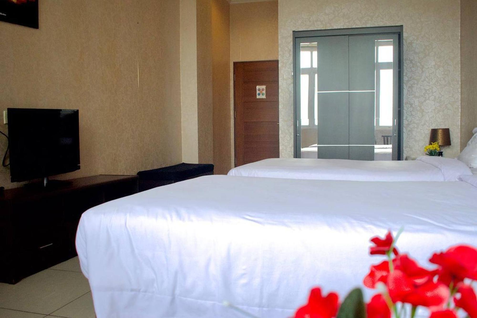 Ohulu Guesthouse Медан Экстерьер фото